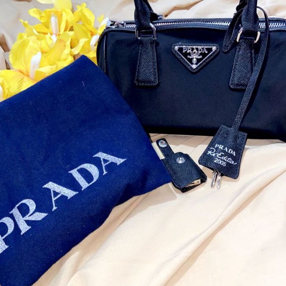 Prada Re Edition Nylon Bag 2005 - Picture 2 of 5